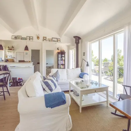 Three-bedroom Holiday In Holbak Holiday home Holbaek