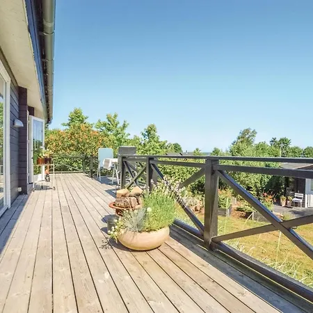Semesterbostad Three-bedroom Holiday In Holbak Holbæk