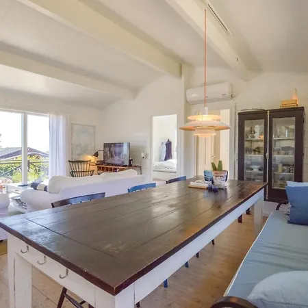 Three-bedroom Holiday In Holbak * Holbaek